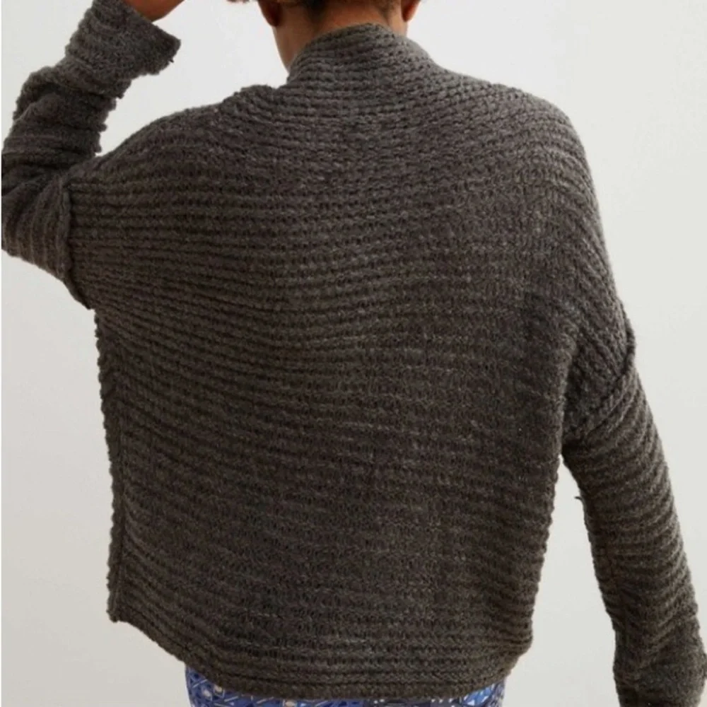 Aerie Babe Chenille Turtleneck in Smoked Gray Size L - Picture 4 of 4